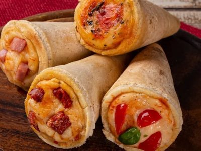 Si te sobraron rapiditas, dales vida con esta receta de pizza en cono, bien crocante y muy fácil