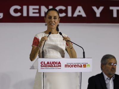 Sheinbaum pide a científicos comprometerse con su proyecto de nación