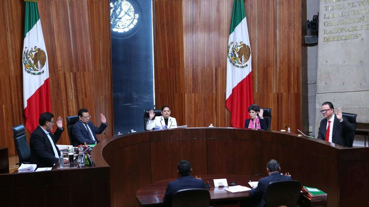 El bloque mayoritario de tres magistrados en la Sala Superior del TEPJF ha emitido resoluciones favorables al oficialismo