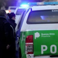 Un policía fue detenido por tener un auto robado en el garaje de su casa