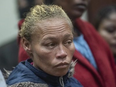 Una mujer sudafricana es condenada por secuestrar y vender a su hija de 6 años