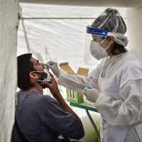 Sigue el descenso de casos de coronavirus en Neuquén: detectaron menos de 50 contagios