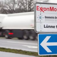 Las petroleras ExxonMobil y Chevron logran beneficios récord