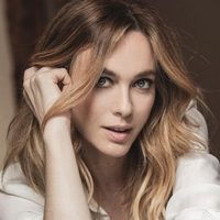 Marta Hazas se muestra feliz de volver al trabajo y deslumbra con este outfit