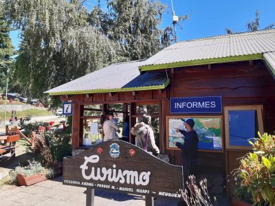 Turismo: capacitaron al personal hotelero y gastronómico en atención a cliente