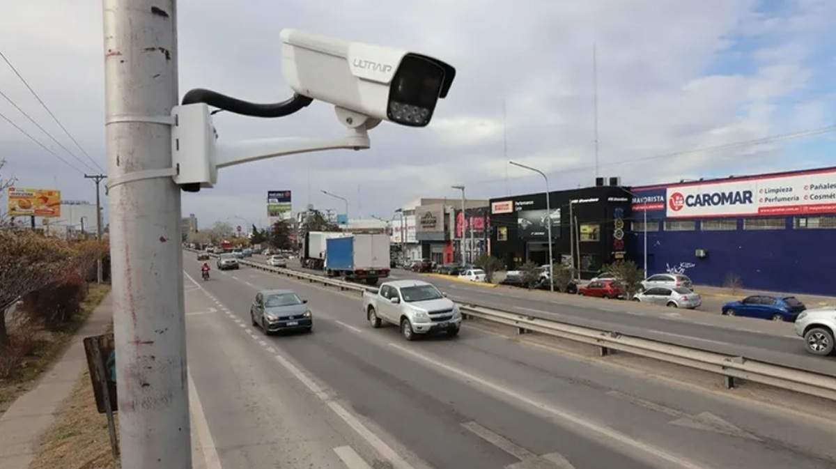 El debate por las fotomultas generó un conflicto de poderes en Plottier. Fuente: (Faceebook)