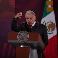 AMLO critica renuncia de Ricardo Mejía Berdeja: "no me dio ni el adiós, nada más me mandó un papel"
