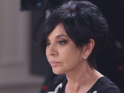 ¡Qué triste! Mónica Gutiérrez no controla el dolor frente a Julieta, la novia de Fernando Báez Sosa