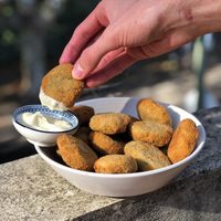 Nuggets de garbanzo: una receta fácil para hacer deliciosos bocaditos y compartir el finde