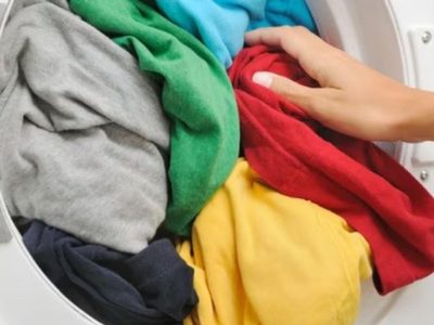 No lo vas a creer: el truco milagroso para lavar tu ropa y que no pierda el color después de cada lavado