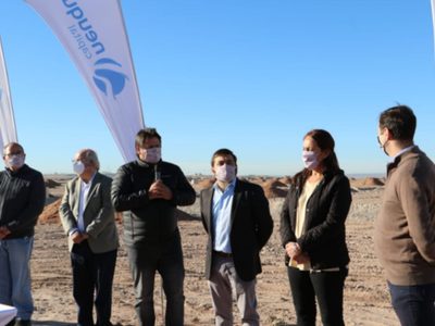 Neuquén Capital: Mariano Gaido firmó distintos convenios para el loteo en la Meseta