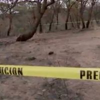 Tras reporte anónimo, buscadoras hallan unas 27 bolsas con restos humanos en cerro de Tlajomulco