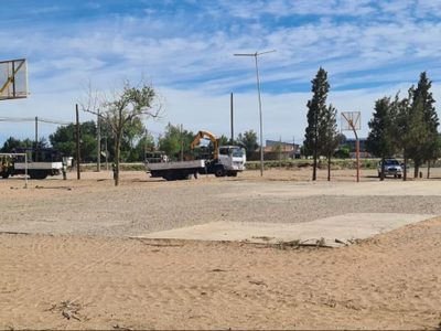Conmoción por el hallazgo del cuerpo de un hombre en un parque de Plaza Huincul