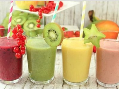 Cinco recetas de licuados frutales para combatir la ola de calor