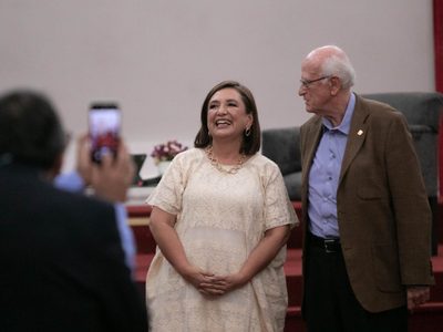 “Ninguna novedad en el frente”: Sheinbaum desestima apoyo de élite intelectual a Xóchitl