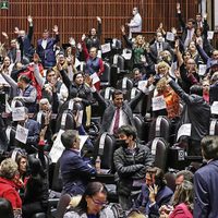 Los vicios de Morena sepultaron el Plan B