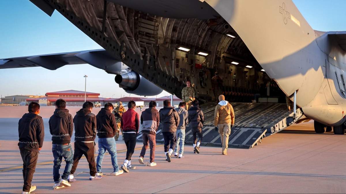 Migrantes deportados de EU