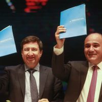 Daniel Arroyo lleva la tarjeta AlimentAR por el país y quiere “terminar con el hambre”