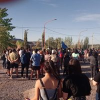 "Se los investigue": vecinos de Las Perlas marcharán mañana por la represión policial del sábado