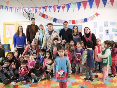 Milo Lockett vuelve a la provincia para llenarla de colores con sus murales