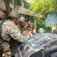 Rusia y Ucrania intercambian los cuerpos de 100 soldados caídos en combate