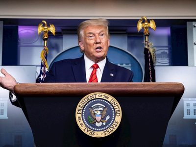 Trump comparó el “gatillo fácil” con equivocarse en una jugada de golf