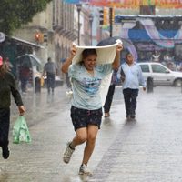 Kristy se intensifica a huracán categoría 1; así pegarán lluvia y frío el miércoles