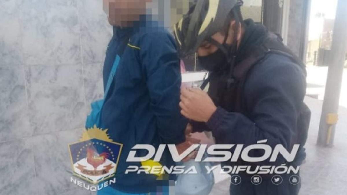 El prófugo es un hombre mayor de edad que tenía pedido de captura por amenazas. Fuente: (Policía Neuquén)