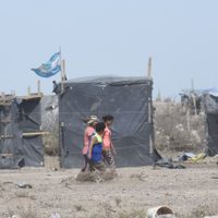 Casimiro Gómez: cada vez más familias abandonan la toma