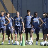 Fernando Gago lo celebra: Alan Velasco y Rodrigo Battaglia ya se sumaron al plantel de Boca