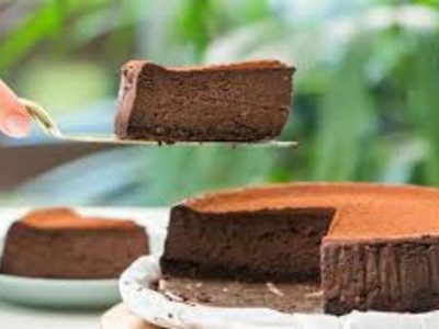 Riquísima tarta de queso y chocolate con tres ingredientes