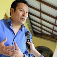 El ministro Llancafilo realizó un balance y reconoció un “retraso” en el mantenimiento escolar