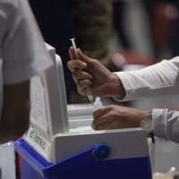 Pfizer prevé que su vacuna contra covid-19 necesite una tercera dosis de refuerzo