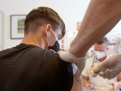 La televisión pública de Austria sortea grandes premios para incentivar la vacunación: qué se gana