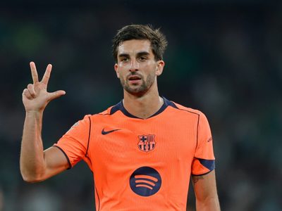 Barcelona vence 5-3 al Real Betis en LaLiga; Ferran Torres anota tres goles para los blaugranas