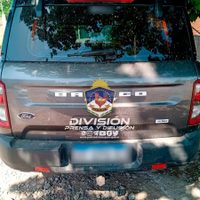 La Policía recuperó un vehículo robado y demoró a 3 personas mayores de edad