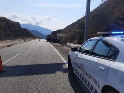 Ataques armados en la Autopista del Sol dejan tres personas asesinadas, entre ellas un empresario