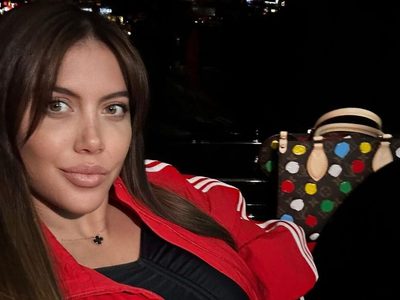 Siempre a la moda: la variada selección de microkibinis que usa Wanda Nara