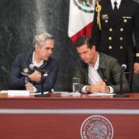 Mancera urge a Peña recursos y reconoce a fuerzas federales en la emergencia, pero ignora a ciudadanos