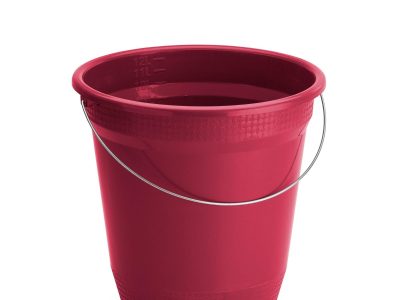 Si tenés algún balde viejo o roto en casa, no lo tires: creá esta mesa ratona rústica y con mucho estilo