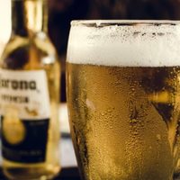 Denuncian sobreprecios de la cerveza en México por la baja producción