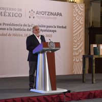 No hay indicios de que los 43 normalistas de Ayotzinapa se "encuentren con vida": Encinas