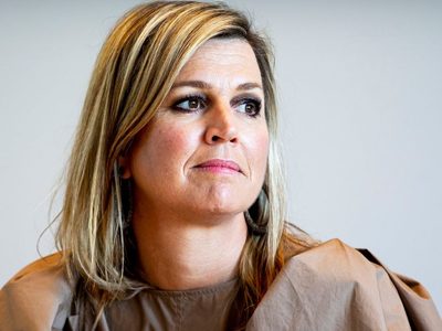 El llamativo instrumento que lució la reina Máxima de Holanda en su reaparición tras las polémicas