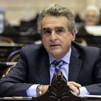 Rossi: "El proceso de vacunación será el despliegue más importante desde la guerra de las Malvinas"