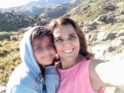 Habló la mamá de la adolescente que se quitó la vida tras sufrir ciberacoso y presentó una guía para evitar más casos como estos