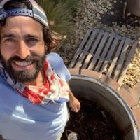 El enólogo mendocino que se aisló en su chacra para adelantar la cosecha