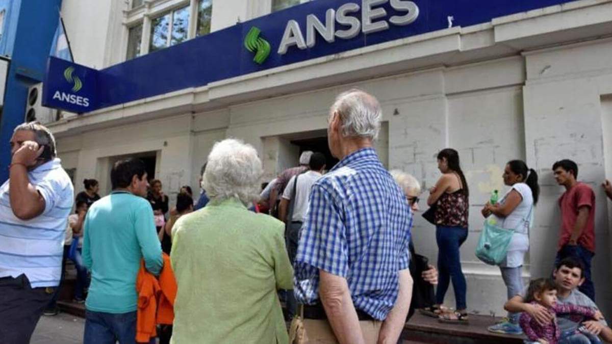 Jubilados de la ANSES. Fuente: (Twitter)