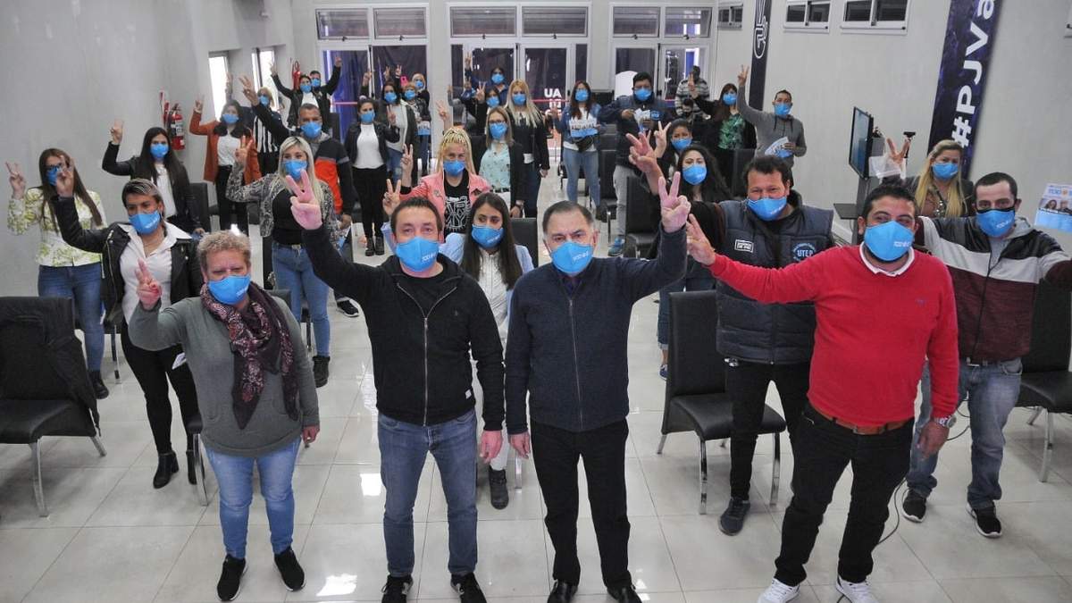 El plenario fue transmitido para 4 mil militantes. Fuente: (Twitter)
