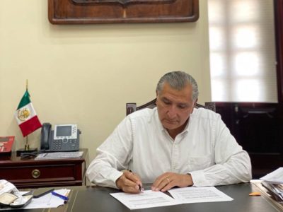 Adán Augusto López plantea reducir los diputados plurinominales en Tabasco