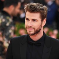 Todo indica que Liam Hemsworth atraviesa una nueva ruptura amorosa